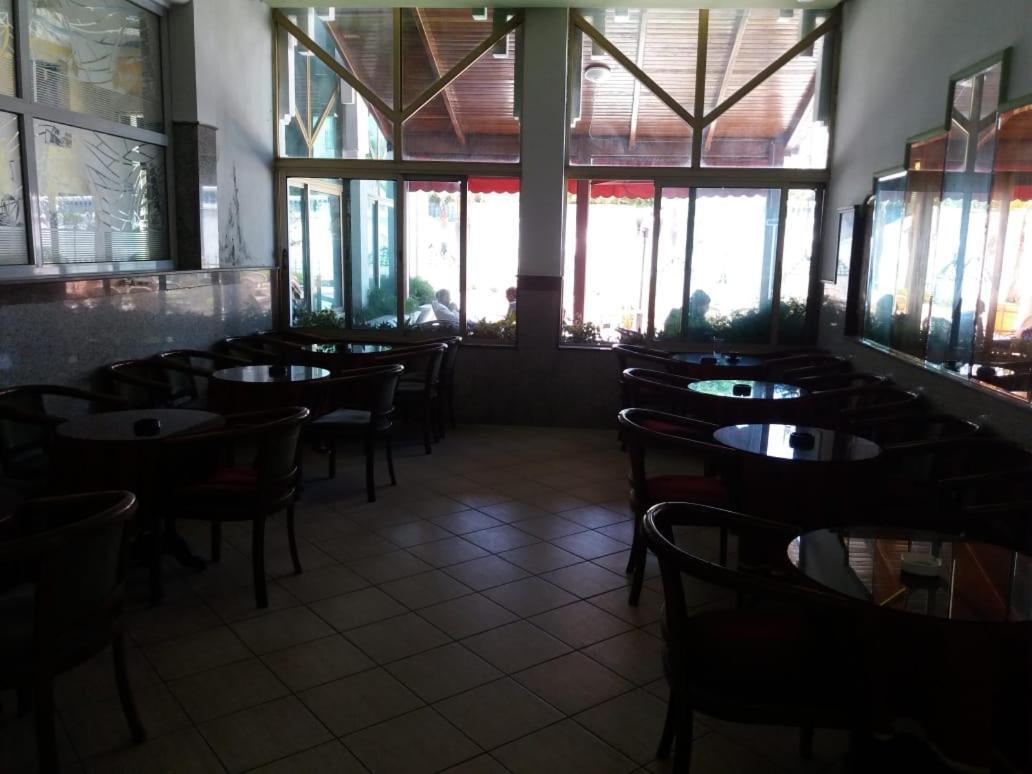 Hotel Choumis Haj Messaoud Лараш Екстериор снимка