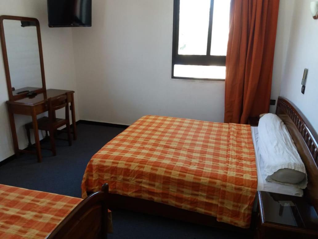 Hotel Choumis Haj Messaoud Лараш Екстериор снимка